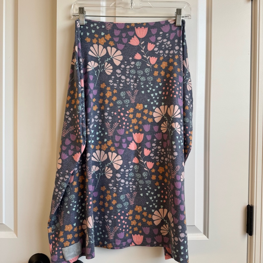 Copper Pearl "Grace" Floral 5-in-1 Multi-Use Cover